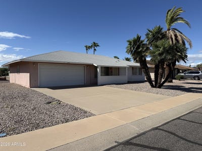 /international/us/17414-n-calico-drive-sun-city-az-110120587208/