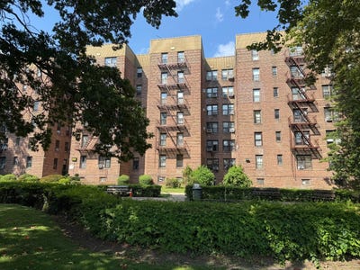 /international/us/2555-batchelder-st-brooklyn-ny-110100392313/
