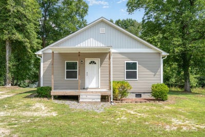 /international/us/213-pinewood-drive-grover-nc-110100524784/?lang=es