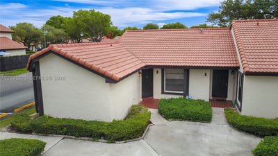 /international/us/15240-sw-45th-ter-miami-fl-110108696325/