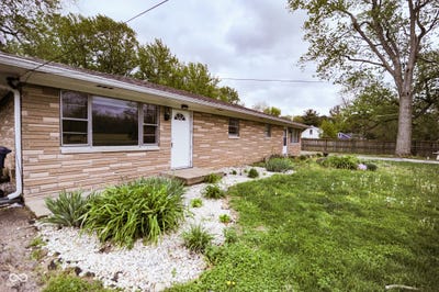 /international/us/8325-lake-road-indianapolis-in-110107314842/