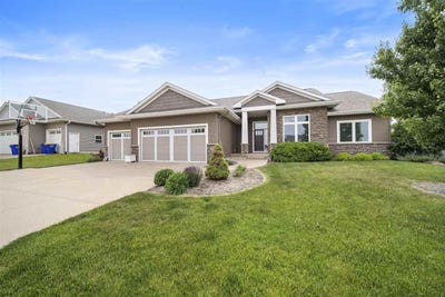 /international/us/617-majestic-oak-ridge-solon-ia-110108471584/