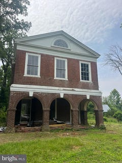 /international/us/12261-old-gordonsville-road-orange-va-110106618058/