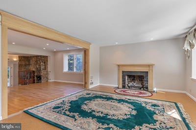 /international/us/6-terrace-road-plymouth-meeting-pa-110099852873/