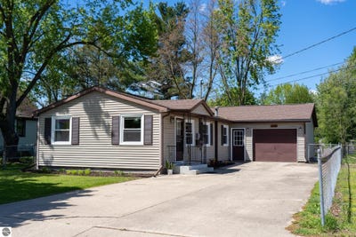 /international/us/1608-fessenden-avenue-mt-pleasant-mi-110108100319/
