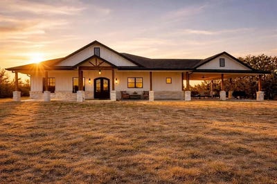/international/us/705-indian-hills-road-gatesville-tx-110105699534/