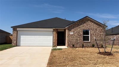 /international/us/2145-cedar-creek-avenue-yukon-ok-110110356443/