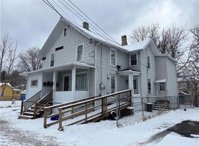 /international/us/406-dewitt-avenue-elmira-ny-110108549764/