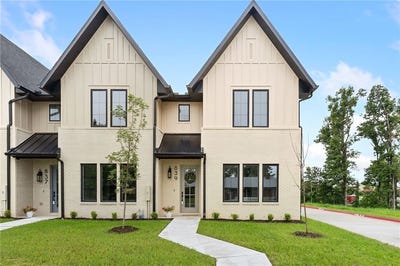/international/us/839-nw-14th-street-bentonville-ar-110097912597/