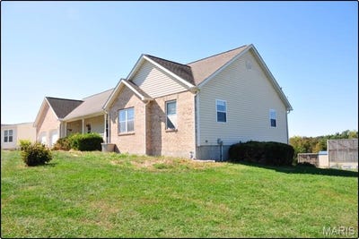 /international/us/16239-county-road-8410-rolla-mo-110110421823/