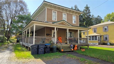 /international/us/9-smith-street-sodus-ny-110120559426/
