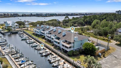 /international/us/202-lewis-drive-carolina-beach-nc-110106322053/
