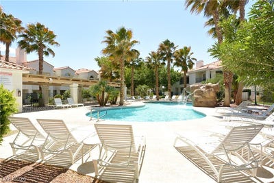 /international/us/7652-rolling-view-drive-las-vegas-nv-110120041083/