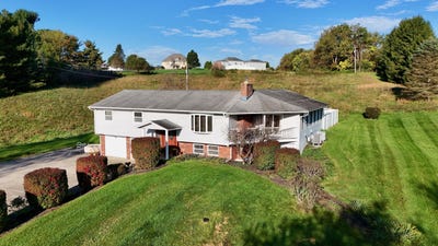 /international/us/3023-valley-view-road-ne-lancaster-oh-110120560715/