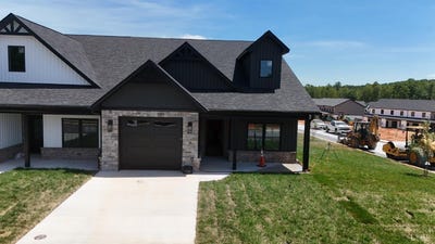 /international/us/184-zion-place-rustburg-va-110103761265/
