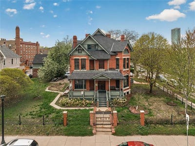 /international/us/1700-3rd-avenue-s-minneapolis-mn-110108203175/