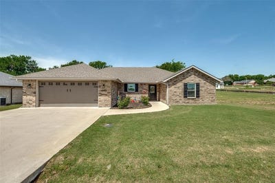 /international/us/211-hilltop-circle-blue-ridge-tx-110099504598/?lang=en
