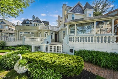 /international/us/100-1st-keyport-boro-nj-110110305988/
