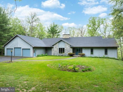 /international/us/108-yost-drive-spring-mills-pa-110108232610/