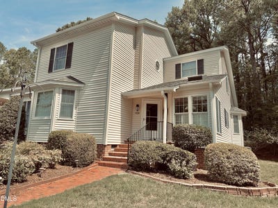 /international/us/438-crossvine-close-pittsboro-nc-110108443596/