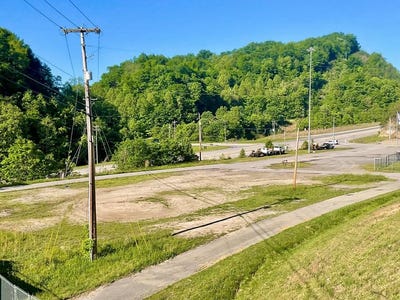 /international/us/0-zebulon-heights-pikeville-ky-110107880250/