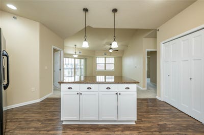 /international/us/1370-sw-magazine-road-ankeny-ia-110106308184/
