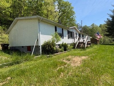 /international/us/100-litteral-fork-road-salyersville-ky-110107818148/