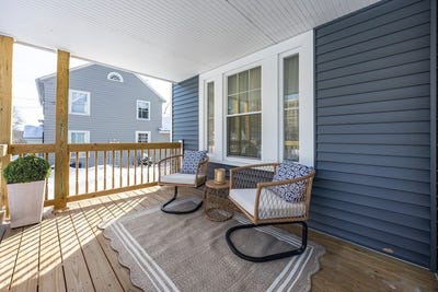 /international/us/42-york-st-andover-ma-110106331796/
