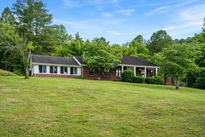 /international/us/4475-campton-road-stanton-ky-110108960293/