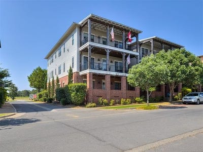 /international/us/30-park-street-carlton-landing-ok-110106304859/