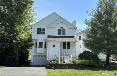 /international/us/1260-cutspring-road-stratford-ct-110108398238/