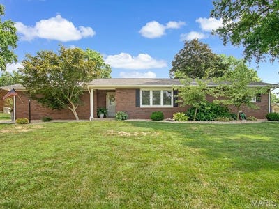 /international/us/405-sycamore-avenue-waterloo-il-110101293641/