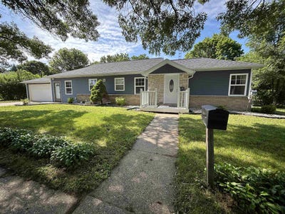 /international/us/1504-tyler-street-janesville-wi-110100893289/