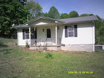 /international/us/707-broad-st-drakesboro-ky-110107408938/