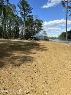 /international/us/102-cedar-ridge-drive-lot-18-canton-ms-110110355944/