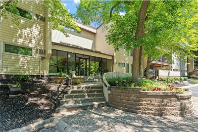 /international/us/12600-parkwood-drive-burnsville-mn-110100970568/