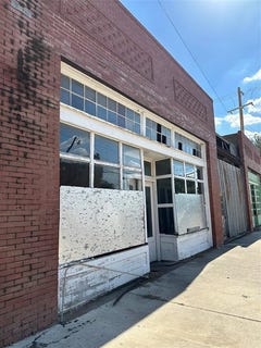 /international/us/tbd-sw-1st-street-cross-plains-tx-110086183125/