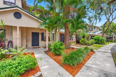/international/us/506-westree-ln-plantation-fl-110120416270/