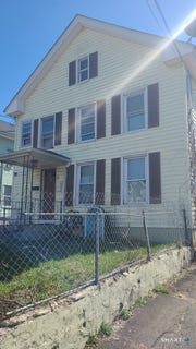 /international/us/116-springdale-avenue-meriden-ct-110107192459/
