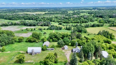 /international/us/17392-hawthorn-road-little-falls-mn-110109144039/