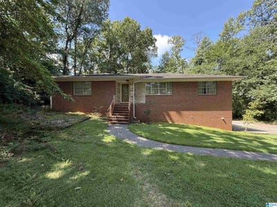 /international/us/2700-mount-royal-circle-mountain-brook-al-110101462410/