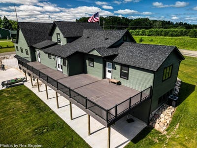 /international/us/17090-kenowa-avenue-kent-city-mi-110100811090/
