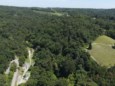/international/us/rabbit-hill-road-wellsburg-wv-110100816812/