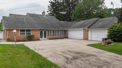 /international/us/57081-m-51-s-dowagiac-mi-110100268041/