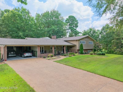 /international/us/468-colonial-drive-lexington-tn-110101261496/