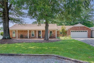 /international/us/1105-laplata-drive-kernersville-nc-110100870612/
