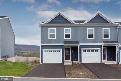 /international/us/165-highpoint-park-drive-pleasant-gap-pa-110100256255/