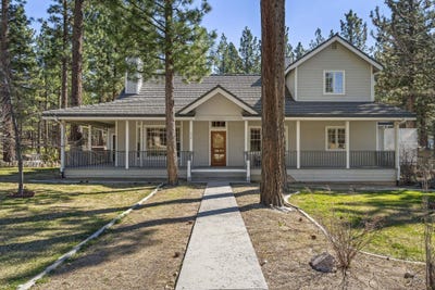 /international/us/970-manzanita-street-portola-ca-110106669284/