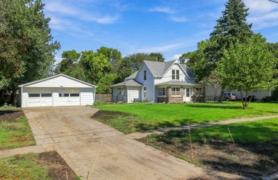 /international/us/1624-main-street-adel-ia-110120027608/