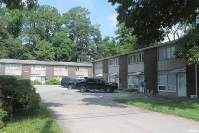 /international/us/604-s-oakland-avenue-carbondale-il-110100515040/